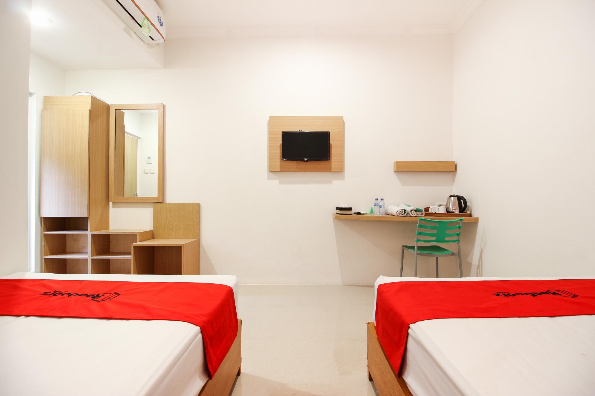 Reddoorz Plus Near Universitas Sumatera Utara Medan Dış mekan fotoğraf