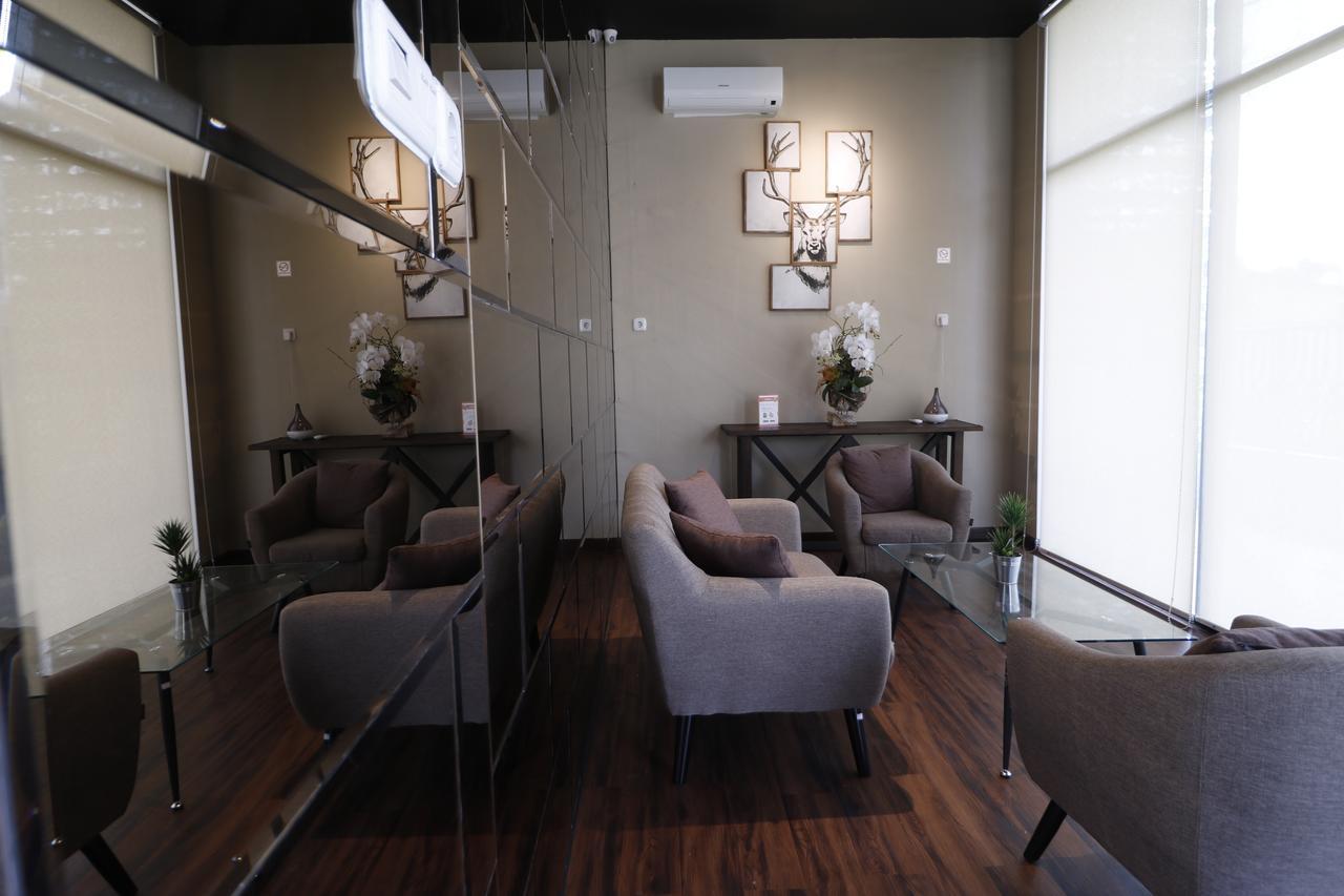 Reddoorz Plus Near Universitas Sumatera Utara Medan Dış mekan fotoğraf