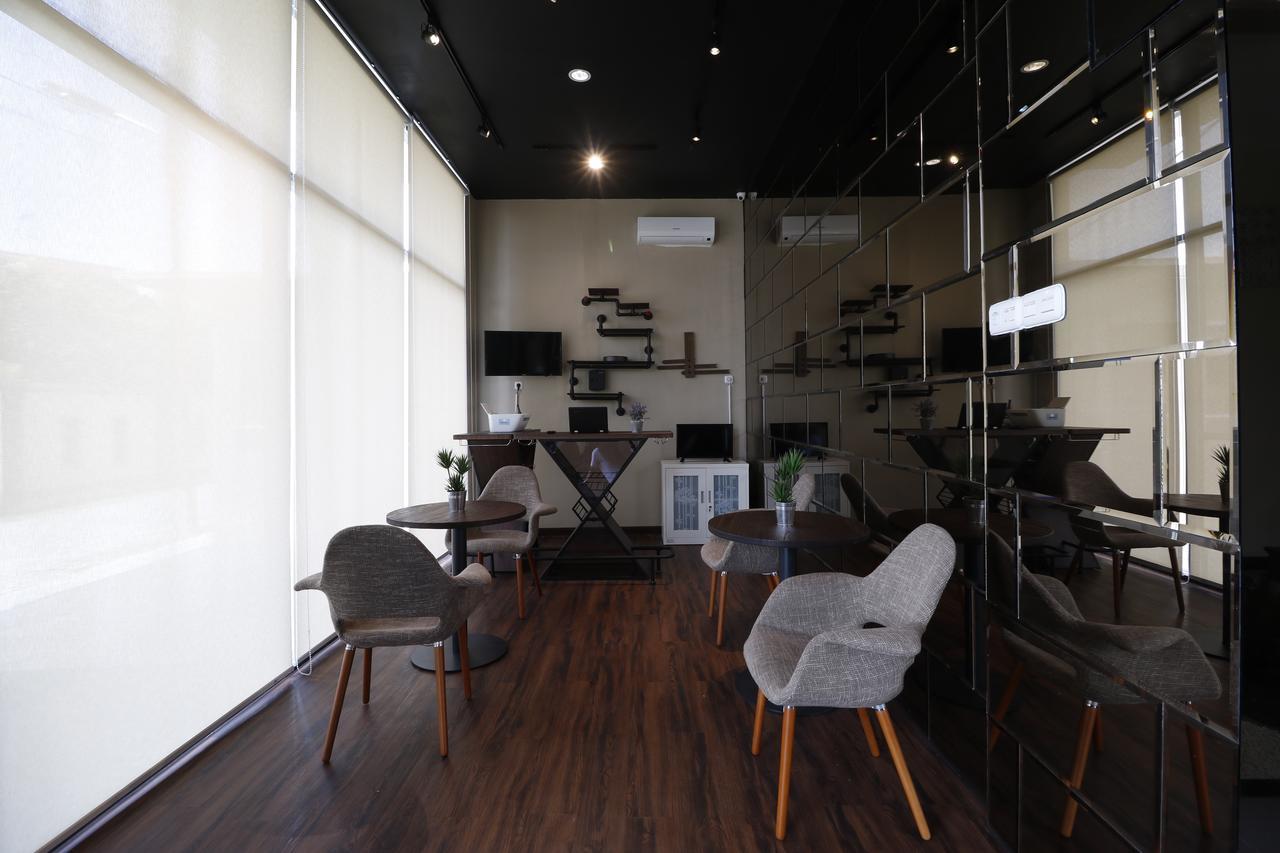 Reddoorz Plus Near Universitas Sumatera Utara Medan Dış mekan fotoğraf
