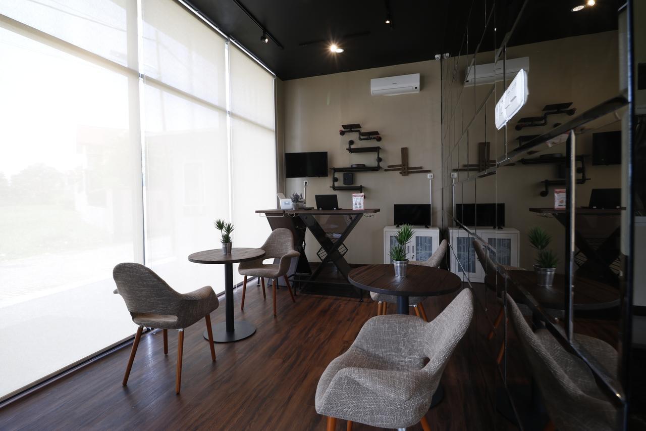 Reddoorz Plus Near Universitas Sumatera Utara Medan Dış mekan fotoğraf